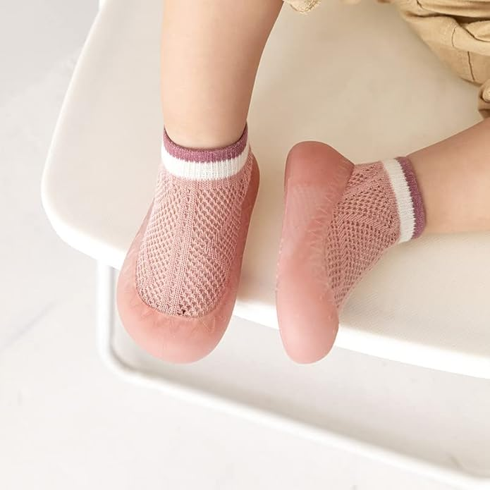 TinySteps™ - Sosete Antiderapante Respirabile pentru Copii, Stil Plasa cu Talpa