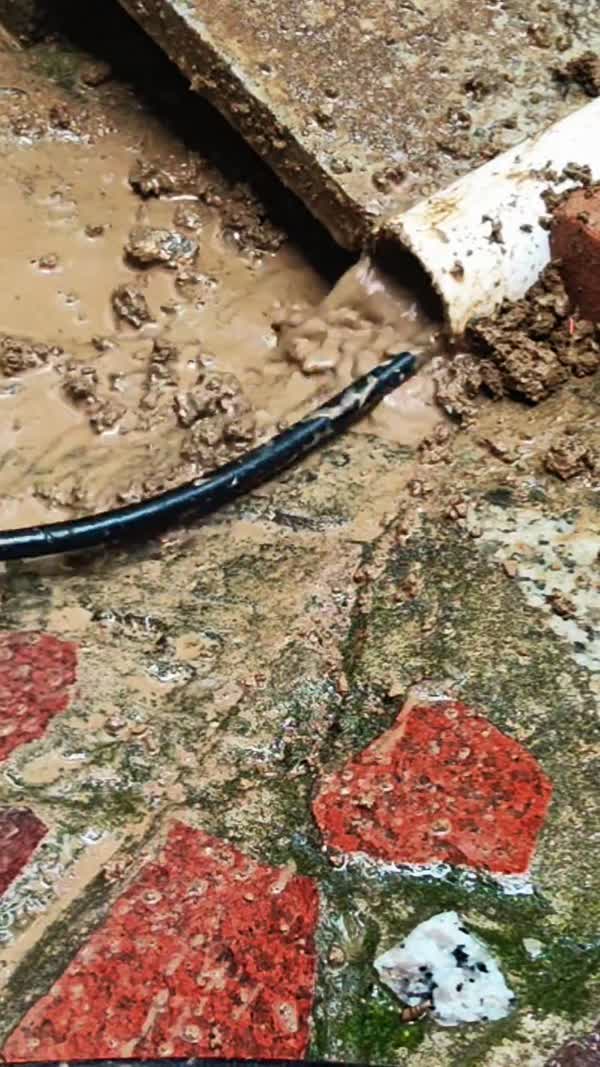 HydroFlex — furtun de 10 m cu duză pentru scurgeri