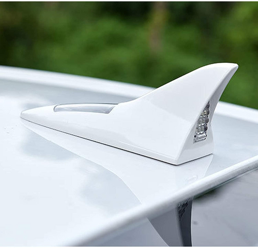 SharkGlow™ - Antena cu Aripioara de Rechin cu Lumina LED Solara si Functie Anti-coliziune