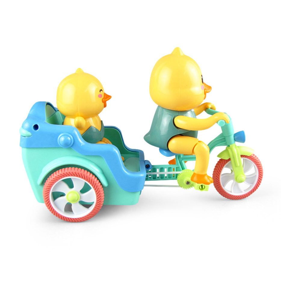 DuckRide™ – Jucarie Electrica Ratusca pe Tricicleta cu Muzica si Lumini