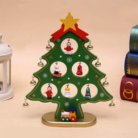 Thumbnail for Brad de Craciun din lemn cu ornamente in Miniatura