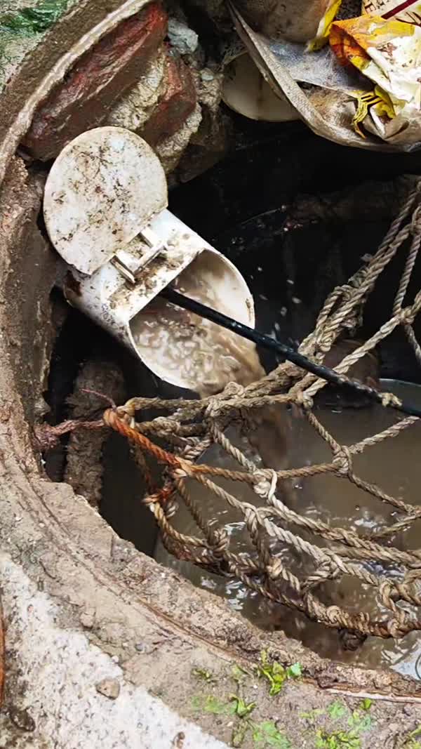 HydroFlex — furtun de 10 m cu duză pentru scurgeri